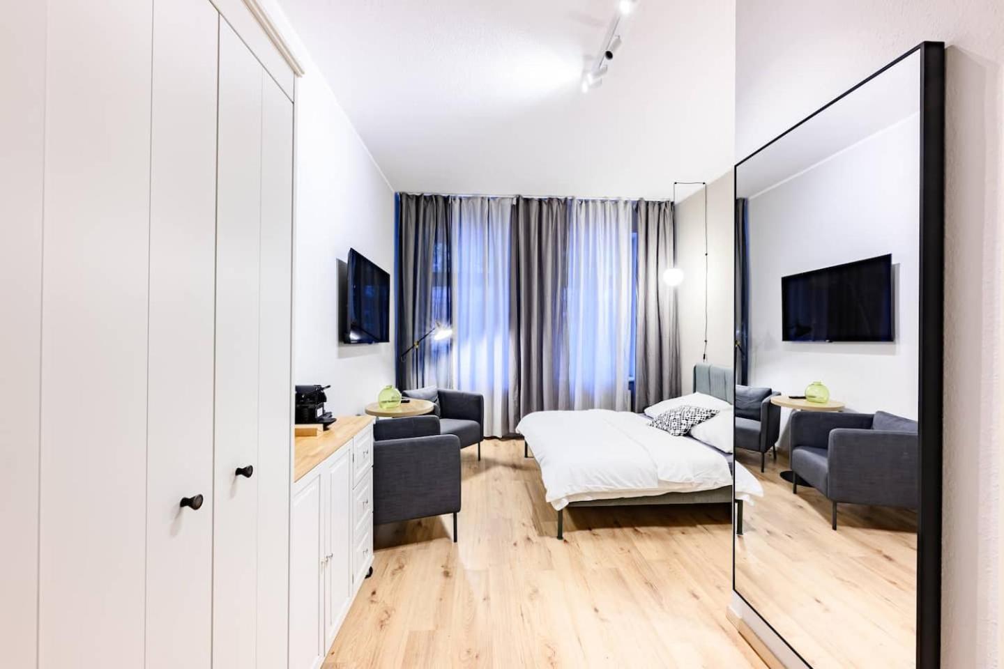 Bh5 Ron * Berlijn